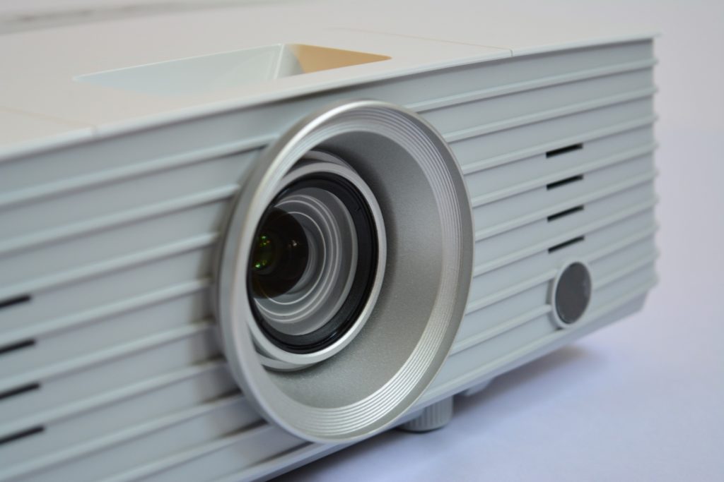 why projectors are expensive